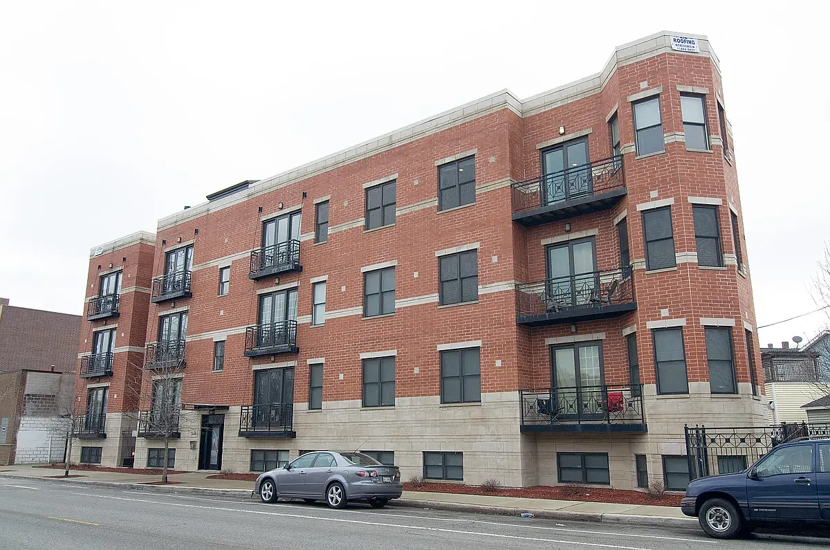 Building Photo - Elston