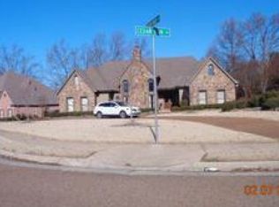 8840 River Rise Dr, Cordova, TN 38016