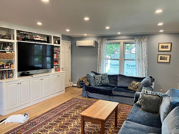 Family Room with Built-in Bookshelves (Furniture, TV not included)