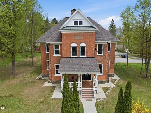 66 Horicon Avenue #2W, Bolton Landing, NY 12814