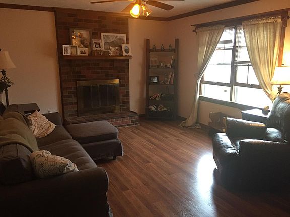 3rd image of 6421 Brandy Ct