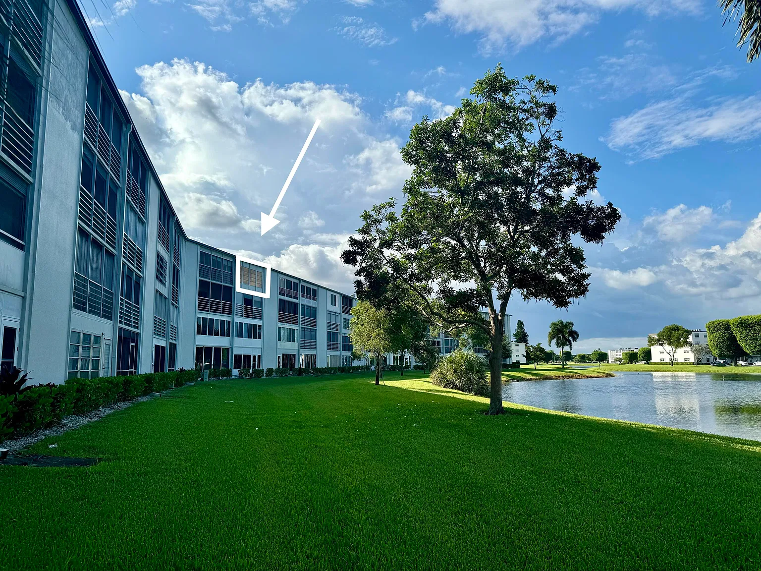 2 bed, 2.0 bath, 1024 sqft, $1,900 — Photo 1