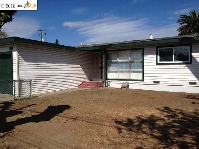 1320 Berry Ln photo 1