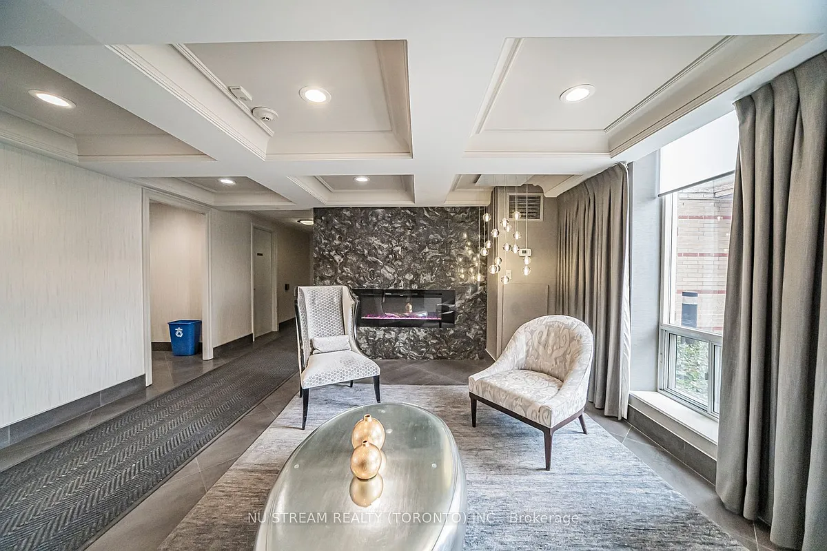 Building Photo - 481 Rosewell Ave #408
