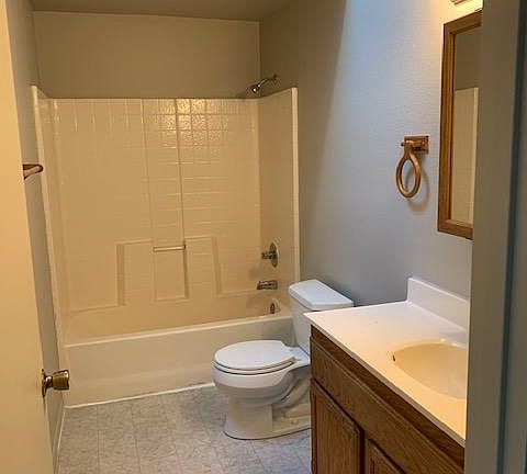 Upstairs bathroom