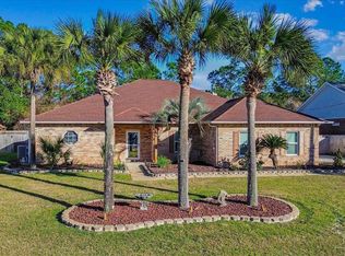 1000 Coronado Ct, Gulf Breeze, FL 32563
