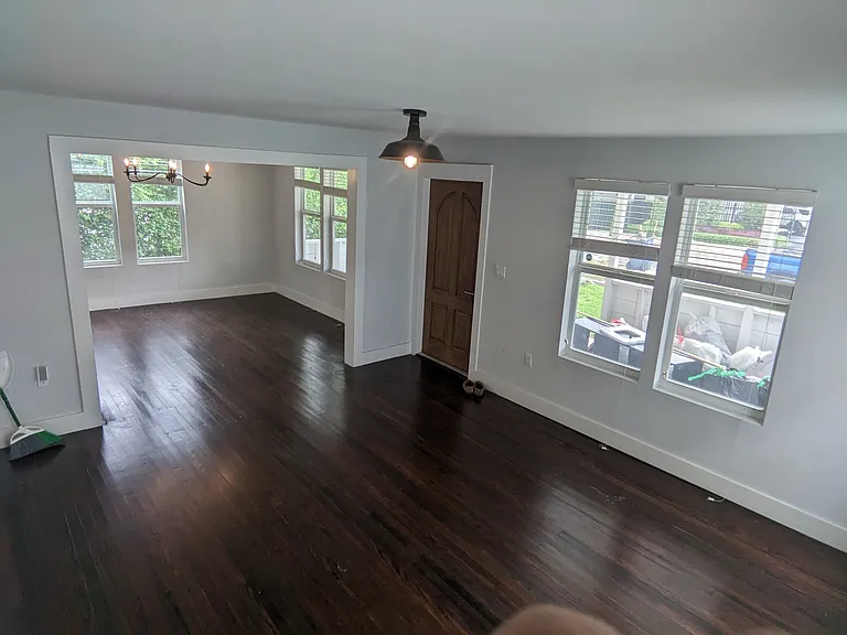 7121 SW 63rd Ave — Photo 2