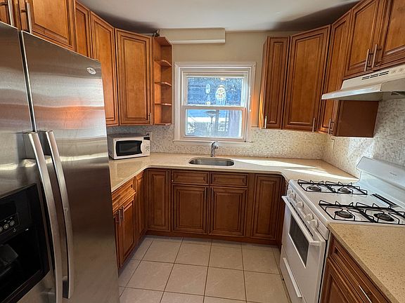 4th image of 283 Mary Lou Ave #A
