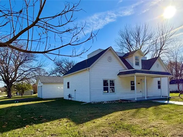 100 S Maple St, Bellflower, MO 63333