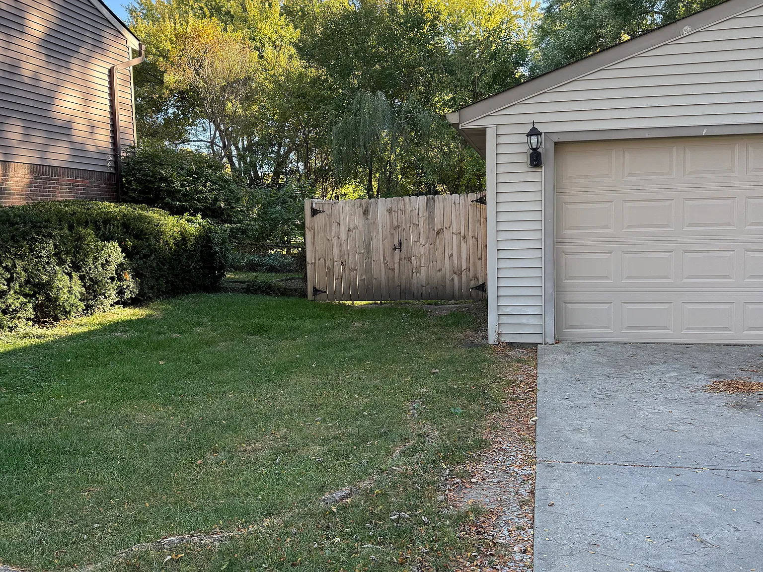4 bed, 2.5 bath, 1936 sqft, $2,750 — Photo 4