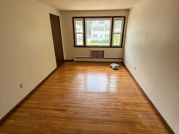 2nd image of 372 Park St APT 7