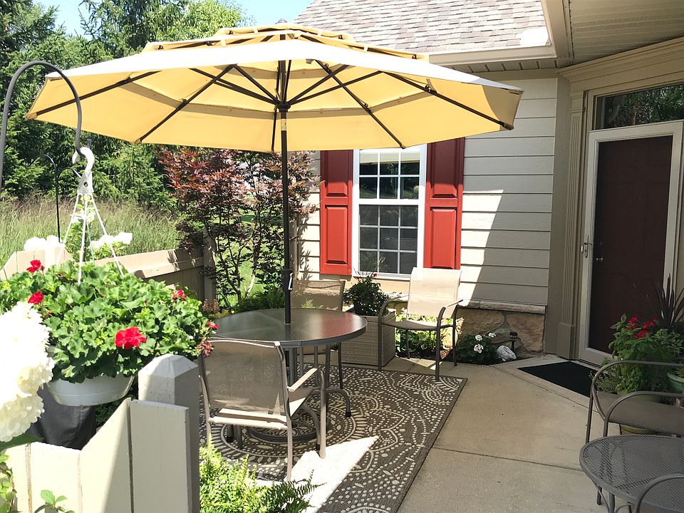 2nd image of 183 Reddington Village Ln