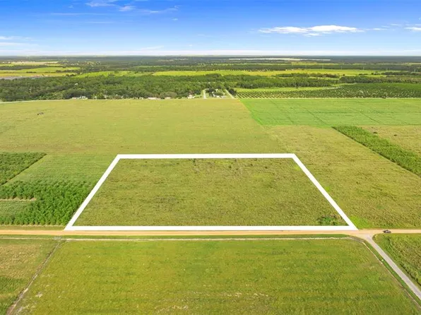 Garfield Rd, Fort Meade, FL 33841