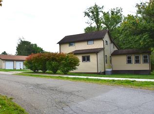 130 W School Dr, Linesville, PA 16424