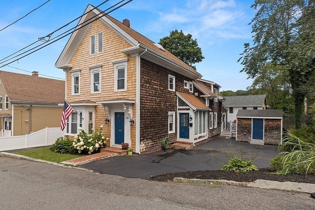 30 Chapel St B, Gloucester, MA 01930 MLS 73153628 Zillow