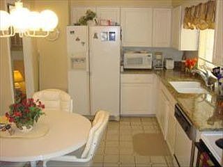3rd image of 1650 Clinton Ct