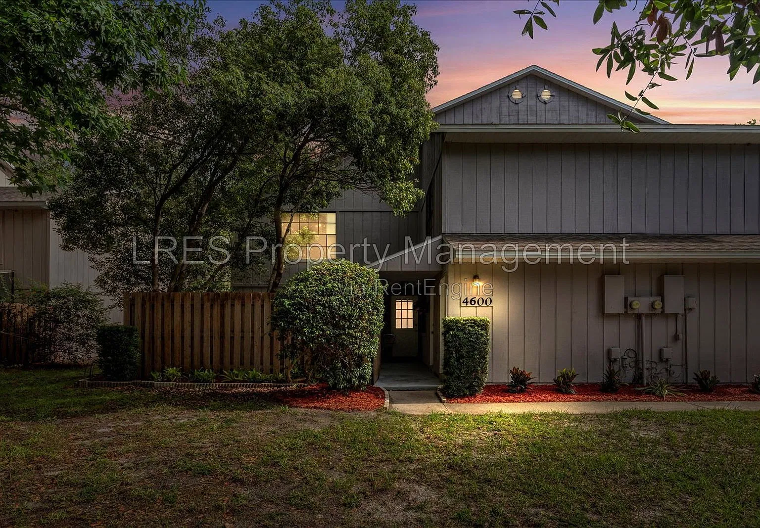 2 bed, 1.5 bath, 1329 sqft, $1,645 — Photo 2