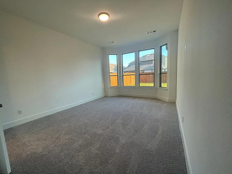 1164 Saddle Ridge Dr — Photo 33