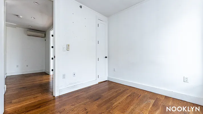 Rented by Nooklyn NYC LLC | media 13