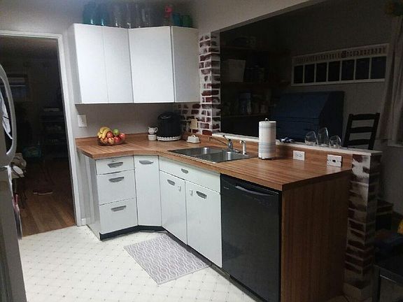 3rd image of 2520 14th Avenue Ct