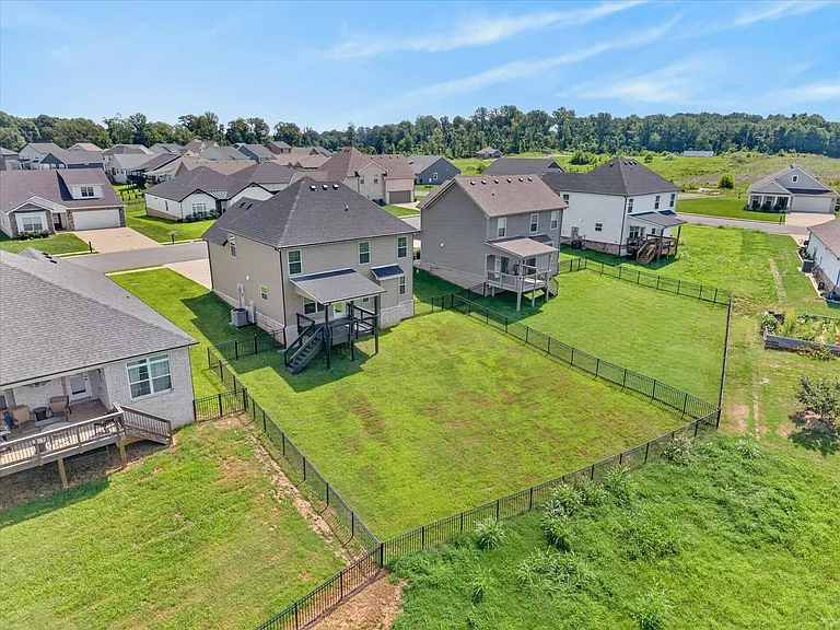 393 Frontier Dr — Photo 41