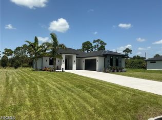 1819 Hines Ave, Lehigh Acres, FL 33972