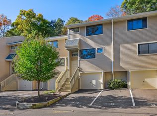 Sunrise Hill Townhouses, Norwalk, CT 06851