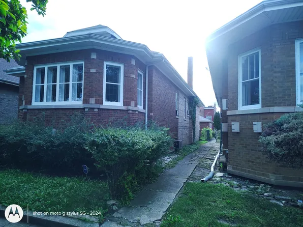 8232 S Aberdeen St, Chicago, IL 60620