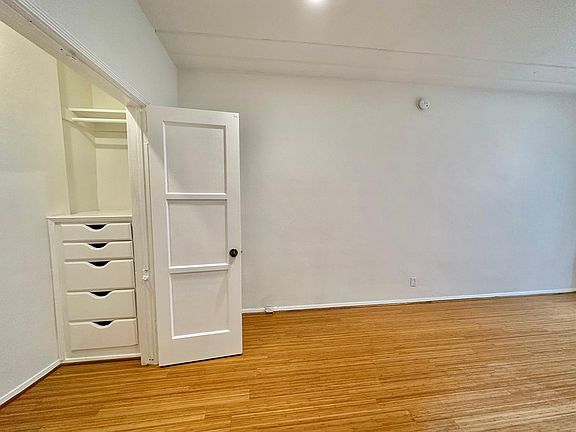 3rd image of 854 S Serrano Ave APT 106