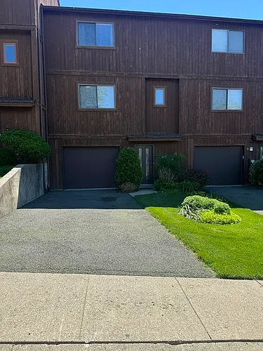8 Alana Dr #8 Photo 1 8 Alana Dr #8 Photo 1