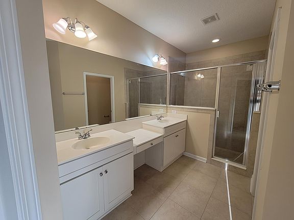 5th image of 59 Pindo Palm Dr