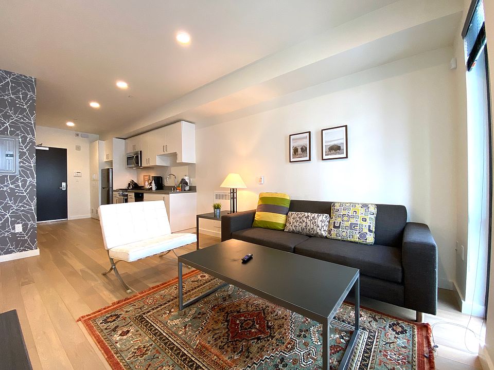 1st image of 915 Minna St #37