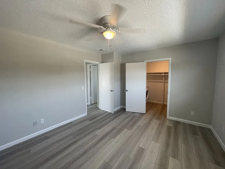 661 Hernando St — Photo 31