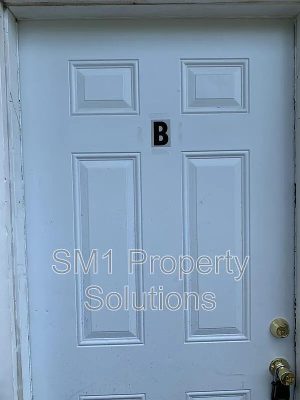 Building Photo - 501 Richardson Ave #B
