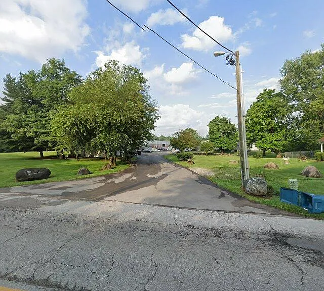 Guion Rd — Photo 1