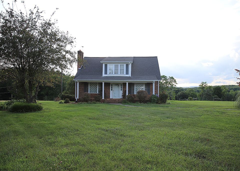 1st image of 230 Morningside Dr