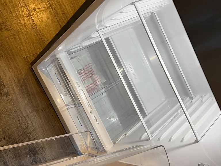 450 Bathurst St #1 — Photo 10