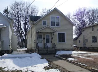 810 E 4th St, Marshfield, WI 54449
