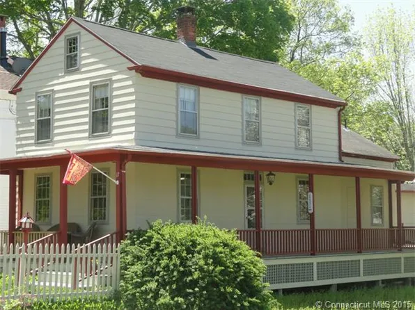 17 Plains Rd, Moodus, CT 06469