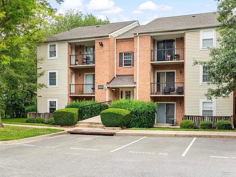 18334 Streamside Dr #101 — Photo 7