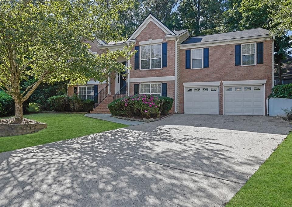 1st image of 202 Five Iron Ct NW