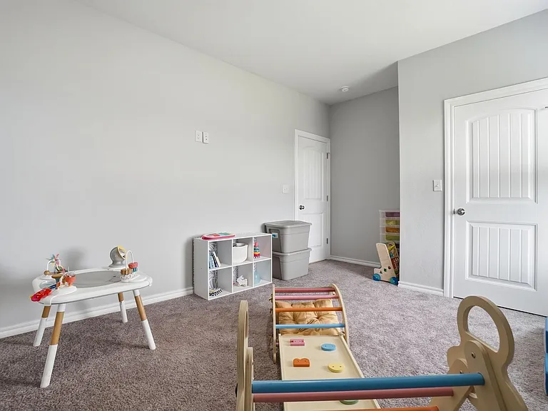 4254 Mesa Dr — Photo 15