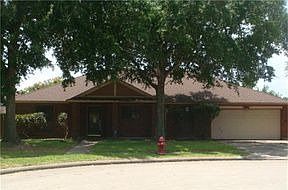 1st image of 305 Edelweiss Dr