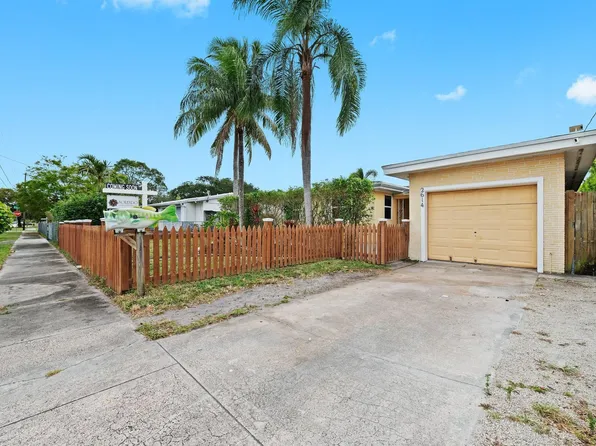 2614 Liberty Street, Hollywood, FL 33020