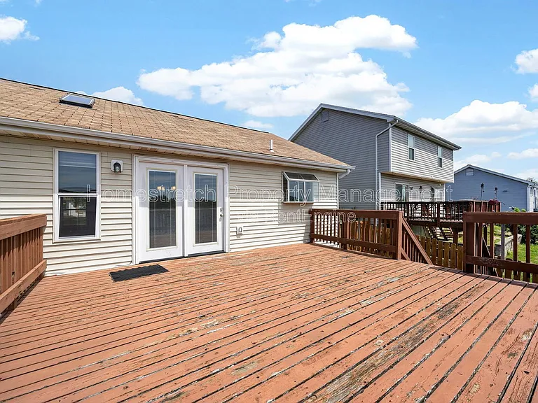 166 Royallprairie Ln — Photo 21