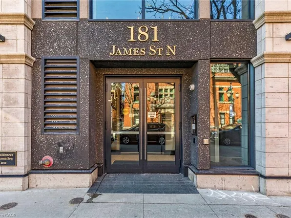 181 James St N #807, Hamilton, ON L8R 2K9