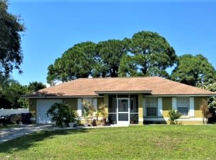 930 Duquesne Rd, Venice, FL 34293