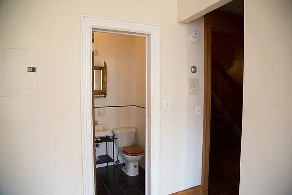 Rented by MNS | media 12