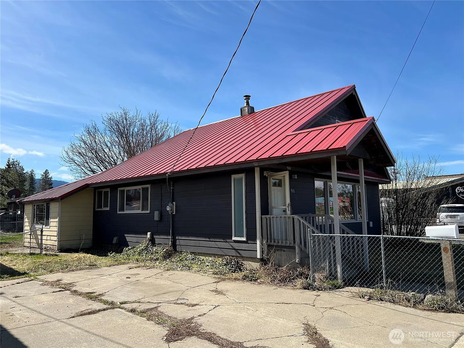 508 E First Street photo 1