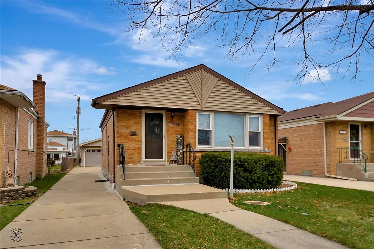 3854 W 108th Pl photo 1
